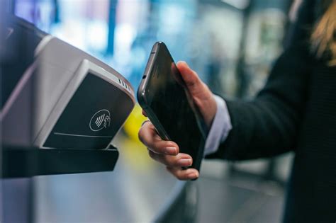 pros and cons of contactless payment